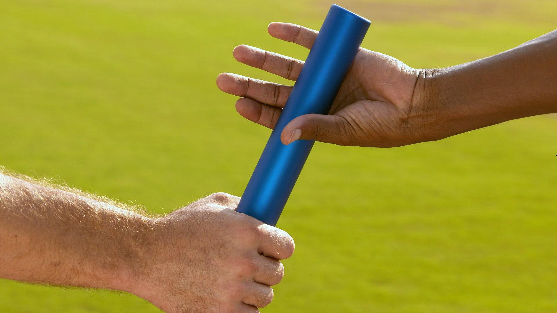 曼城功勋总监贝吉里斯坦德比日重返阿提哈德，见证蓝月关键战役