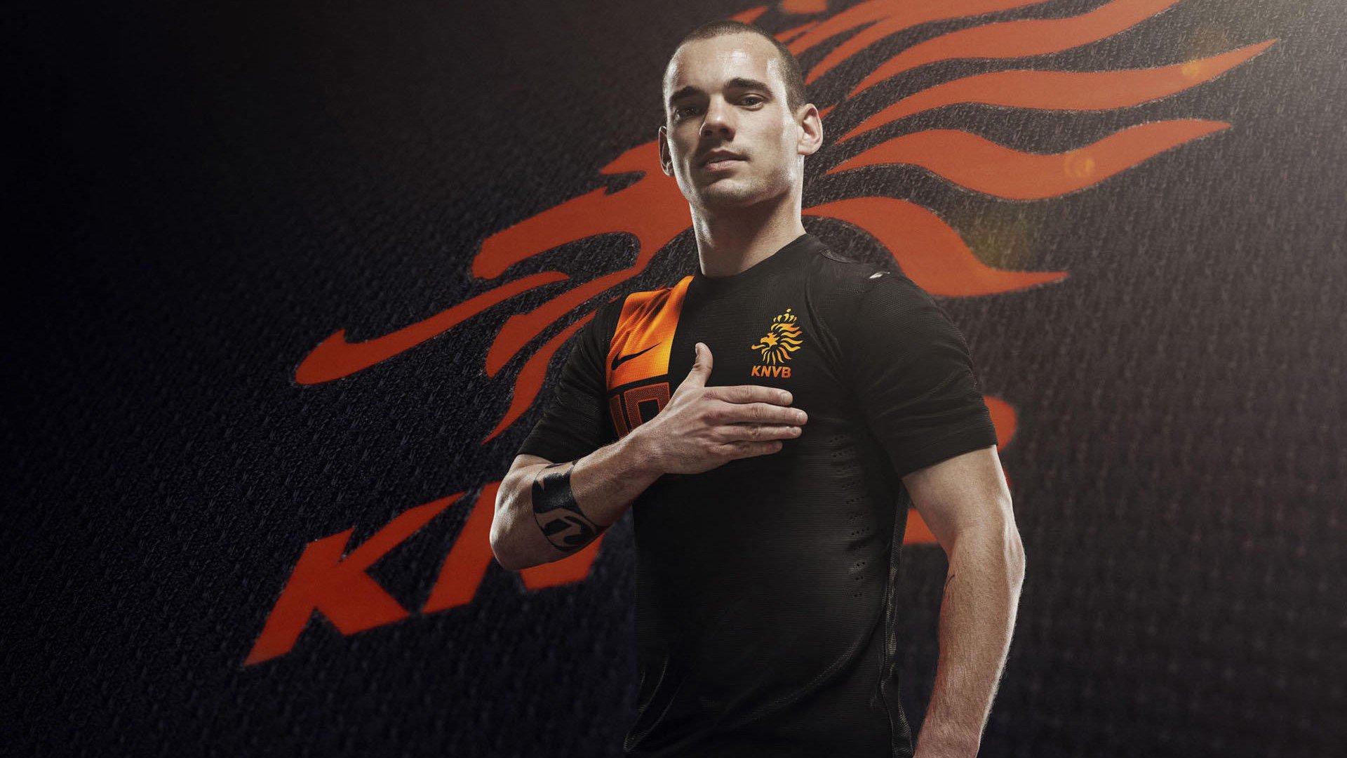 阿莫林盛赞拉门斯心态成熟 解析谢什科，他的武器库远不止破门